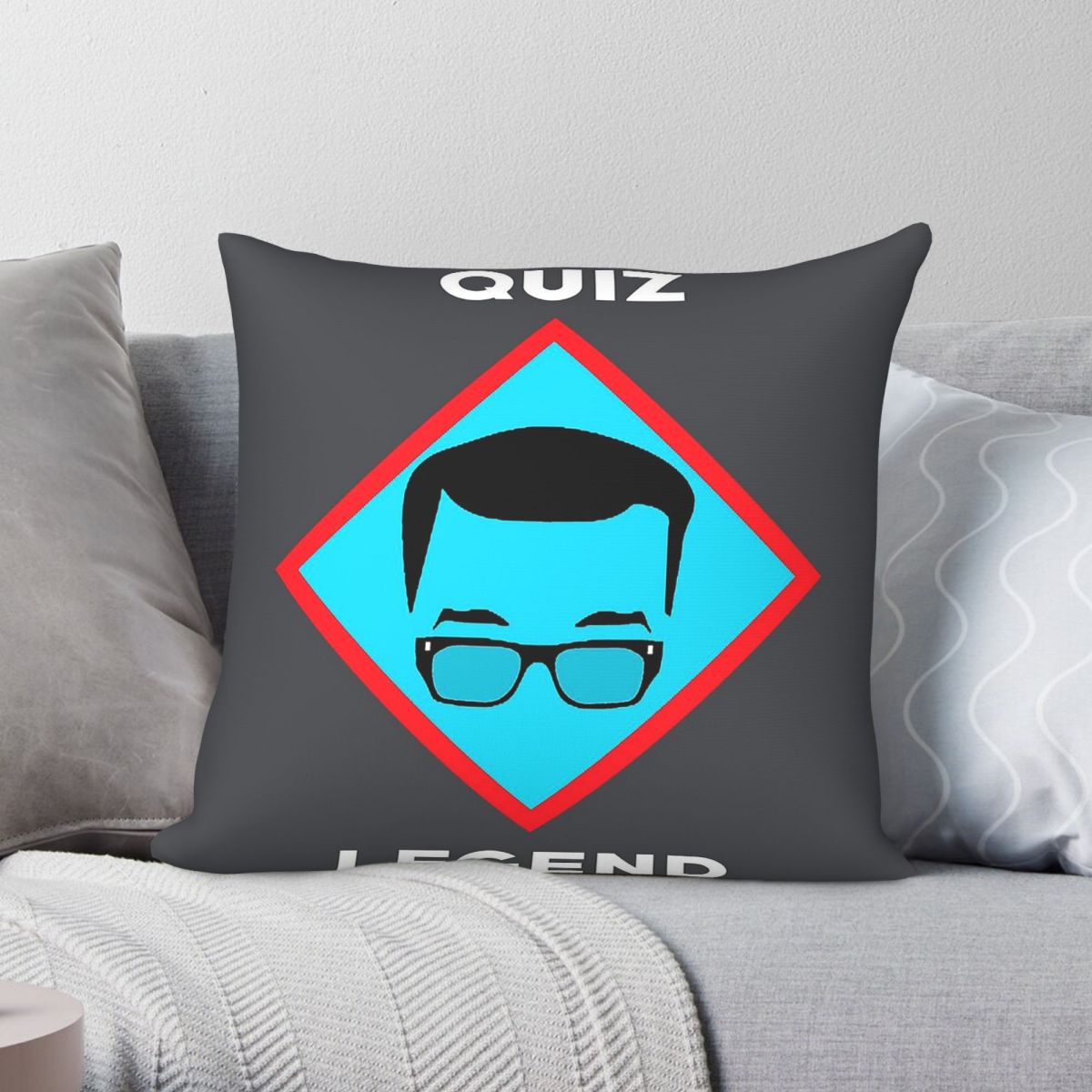 リチャード・オスマン クイズレジェンド スクエア枕カバー ポ - Home Decor Quiz Free のレビューと価格