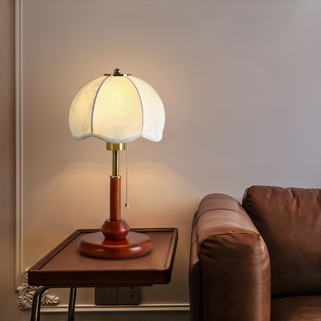 ヴィンテージスカラップドームテーブルランプ寝室ナイトスタンド - Home Decor Retro のレビューと価格