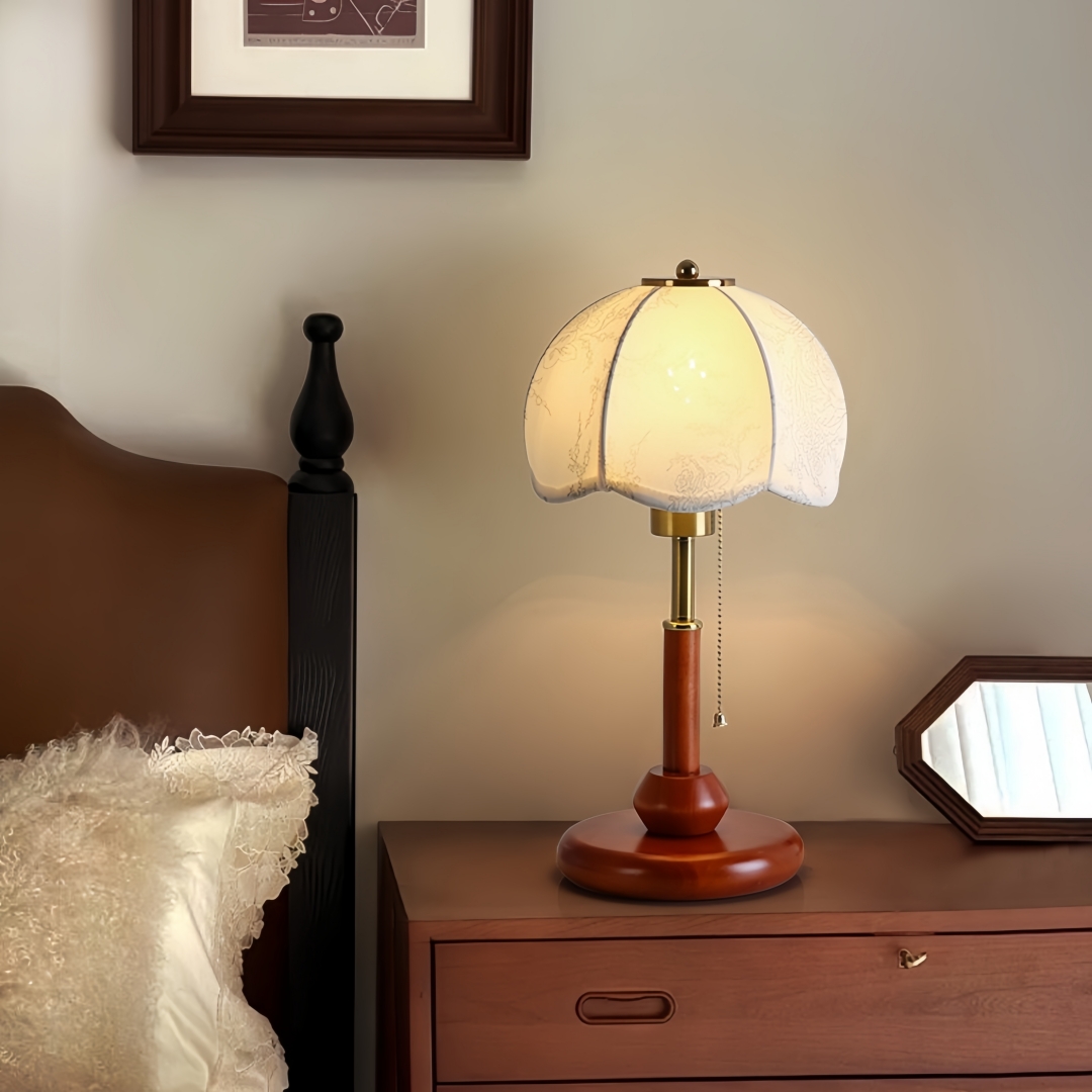 ヴィンテージスカラップドームテーブルランプ寝室ナイトスタンド - Home Decor Retro のレビューと価格